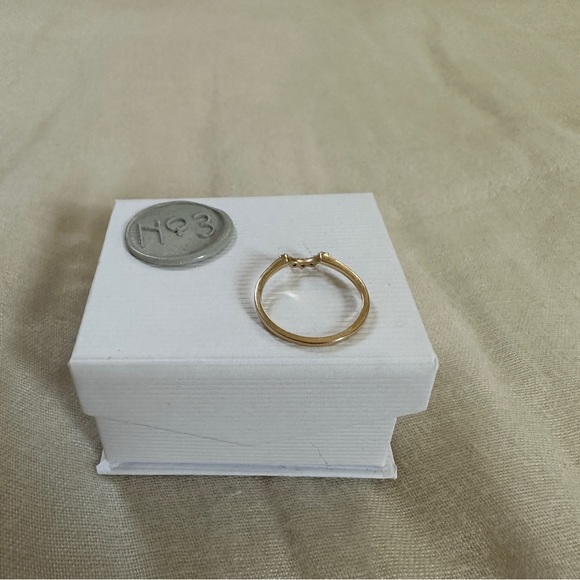 Anna Sheffield White Diamond Tiara Band - Picture 6 of 7